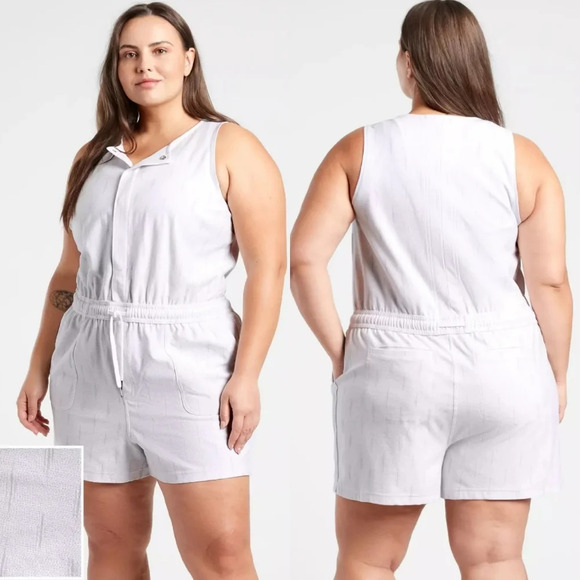 Athleta Farallon Printed Romper-Spliced‎ Magic Veil Grey Size Plus Size 1X NWT - Picture 1 of 15